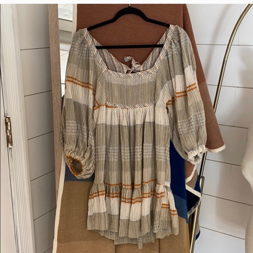 Dress - Picture 3 of 3